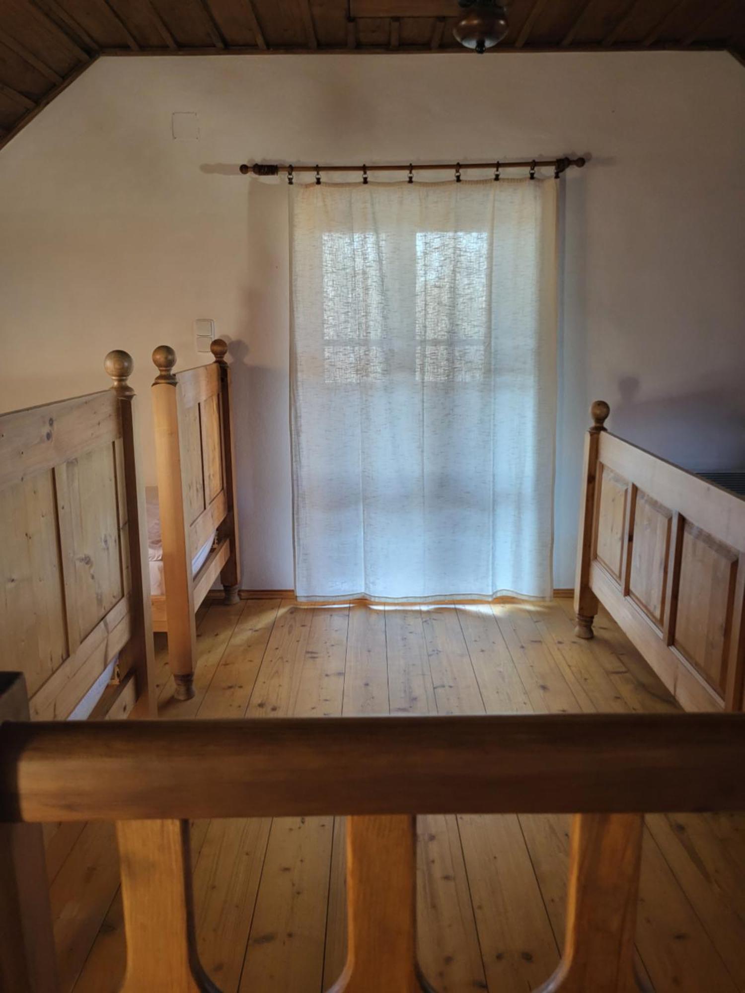 Apartmany Cerveny Dvur Chvalšiny Kültér fotó